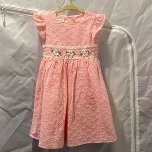 NWOT Bonnie Jean Pink Eyelet Dress w/Flower Details. 4T